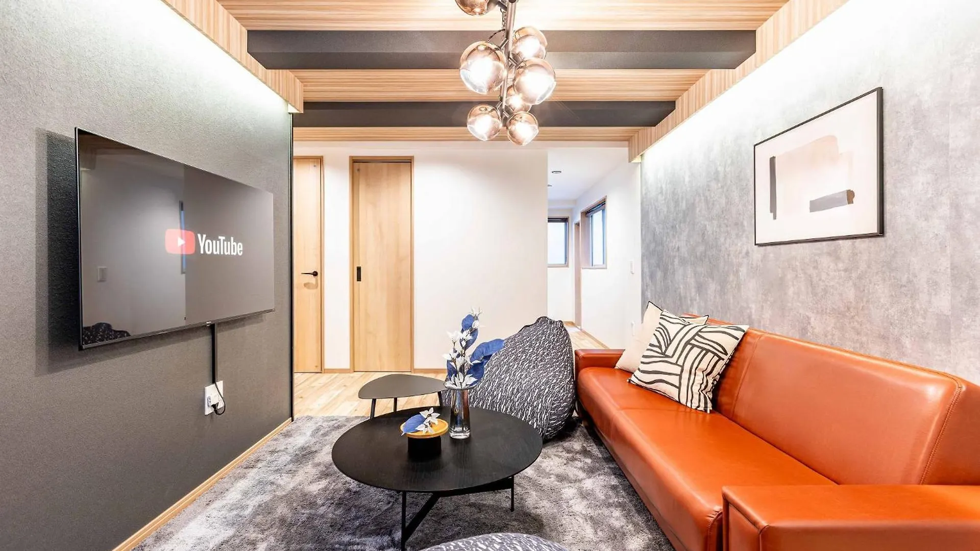 Bijou Suites Applause location