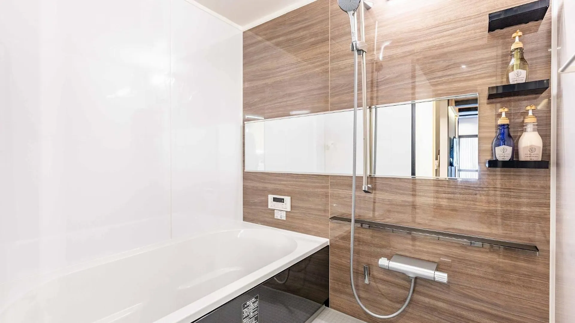 Bijou Suites Applause Ósaka Apartmán